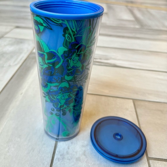 Starbucks 3 D blue glitter roses cold beverage cup, green floral 24 oz - Picture 7 of 9